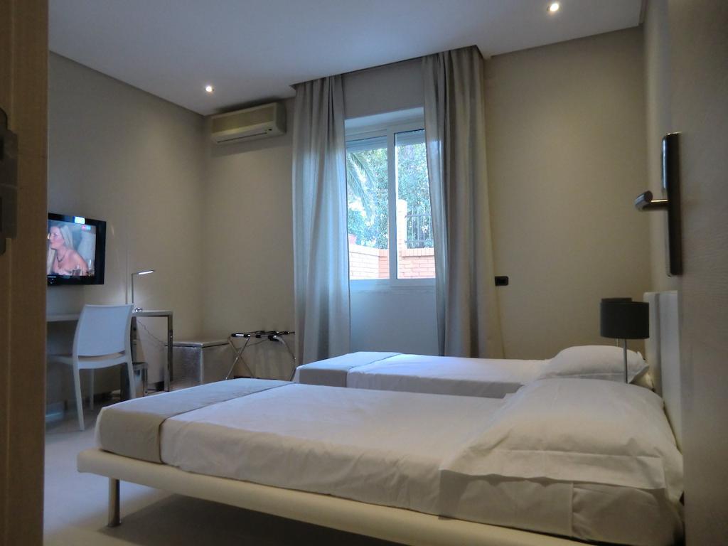 B&Beach Cagliari Guest House Rom bilde